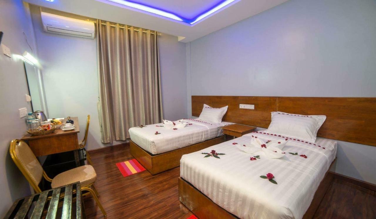 Bagan HMWE Hotel Buitenkant foto