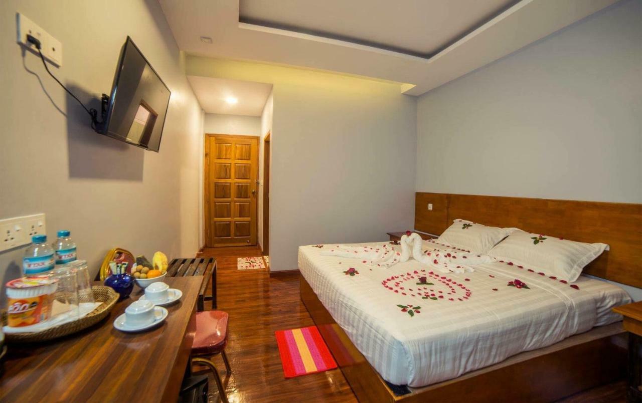 Bagan HMWE Hotel Buitenkant foto